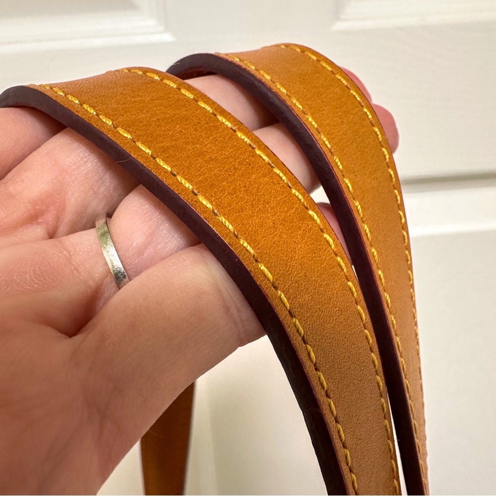 Dooney & Bourke Pebbled Grain Leather Shopper Tote Brown With Tan Trim - Picture 7 of 12